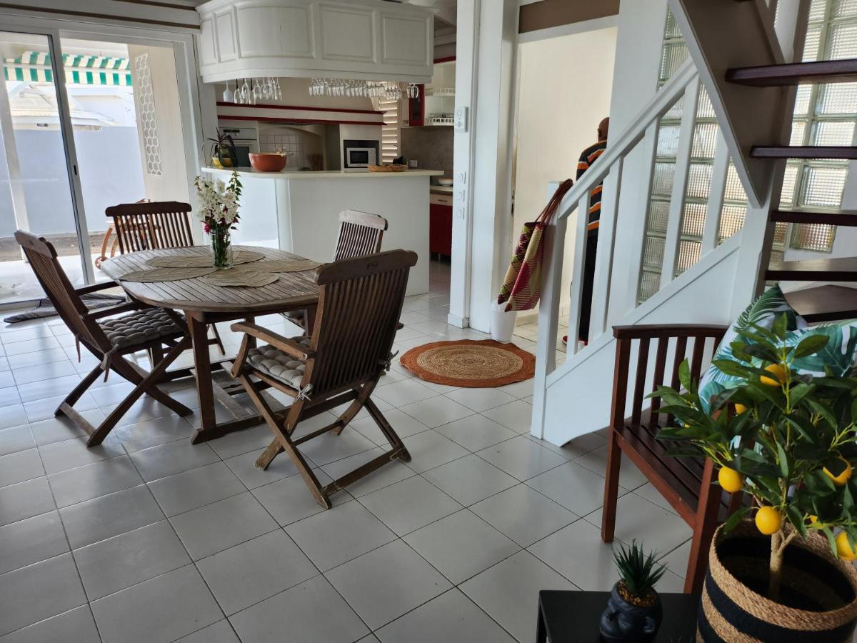 Villa 6-10 Pers, Vue Mer, Piscine Privee, Plage A Pieds Le Gosier  Exterior photo